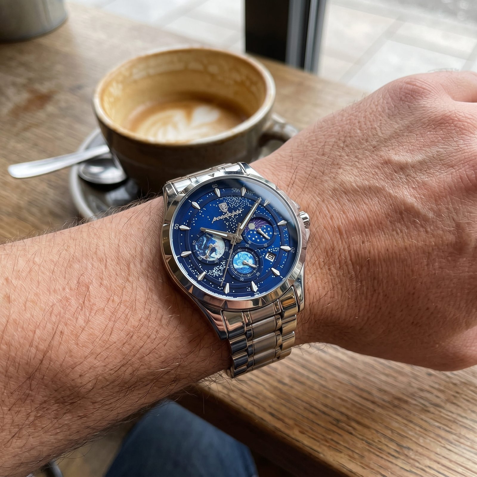Nautique or rose — porté au café
